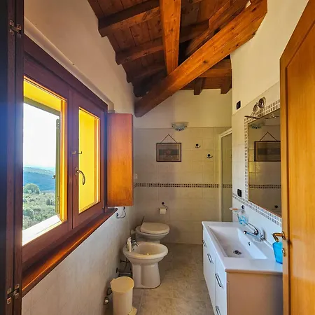 Il Glicine Casa vacanze Làconi